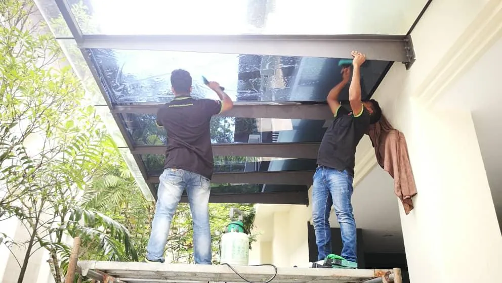 Commercial window film installation